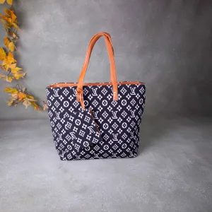 Little Xtra Water-ressistant Totes Black Color with White Graphic Printed Design